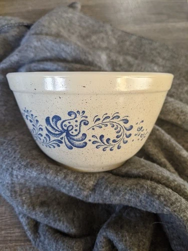 PYREX HOMESTEAD #401 BOWL GENTLY USED PREOWNED PLEASE READ! FREE USA  SHIPPING