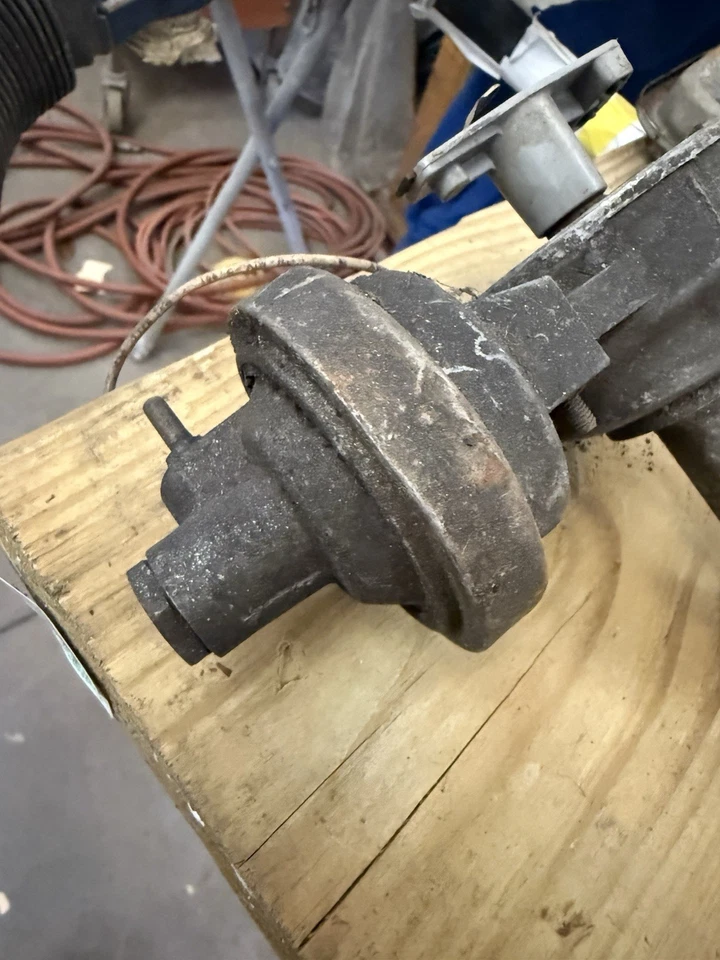 Ford Mercury 289 302 1968 1969 C8OF-12127-C V8 distribuidor Mustang Fairlane 8E31 Foto 4 de 4