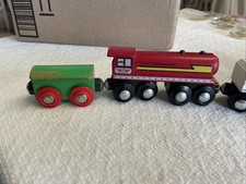 7 Pcs Wooden Magnetic Train Set X11
