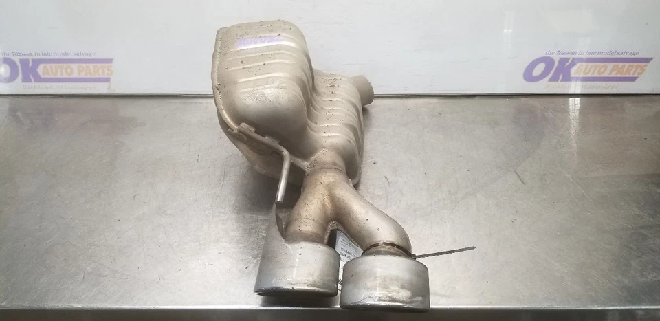 09 MERCEDES BENZ AMG SL63 R230 EXHAUST MUFFLER ASSEMBLY LEFT DRIVER Foto 2 de 4