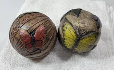 2-Wood Like Resin 2.5"-3" Butterfly Decorative Carpet Balls