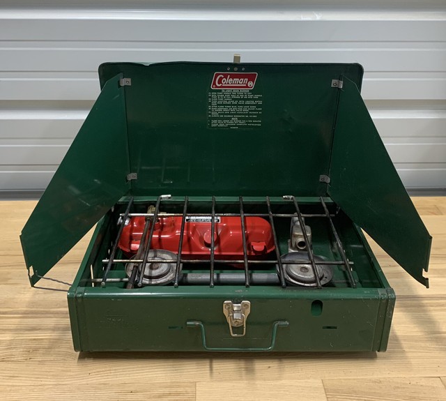 1960 coleman camp stove
