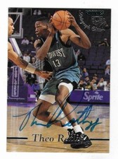 Theo Ratliff 1995 CLASSIC BASKETBALL ROOKIE AUTOGRAPH EDITION CARD 76ers RC AUTO. rookie card picture
