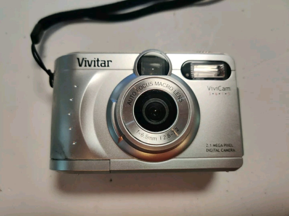 Vivitar ViviCam 3615 Digital Camera 2.1MP 32MB CF Card Silver Not