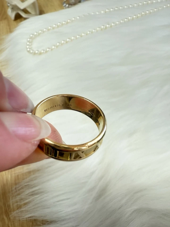 Anillo número romano Atlas Tiffany & Co. Foto 4 de 4