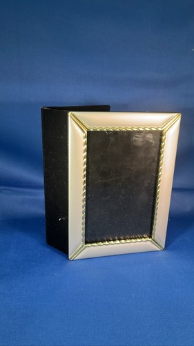 Gold Tone Metal Rope Border Photo Frame Velvet Back Desk Display