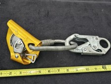 Petzl ASAP Axis 011 Lock Fall Arrest Device With Caribiner