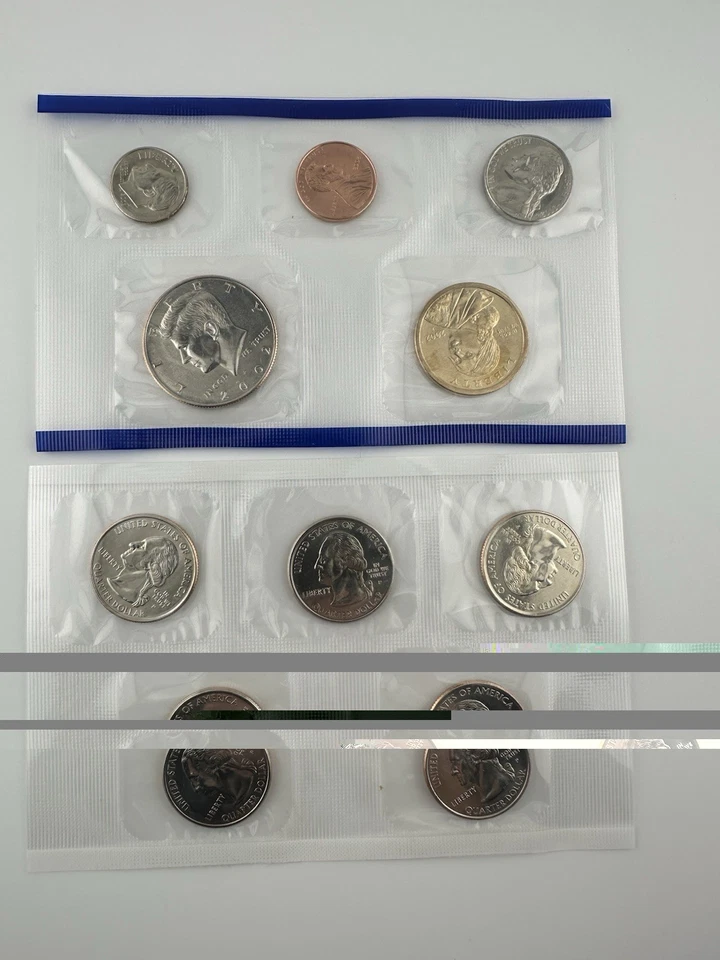 2002 P & D Mint Uncirculated Coin Sets - Image 4 of 4