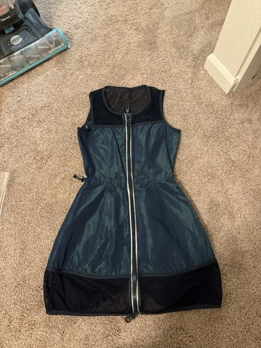 Abito Moncler Grenoble. Zip up. Verde bluastro.