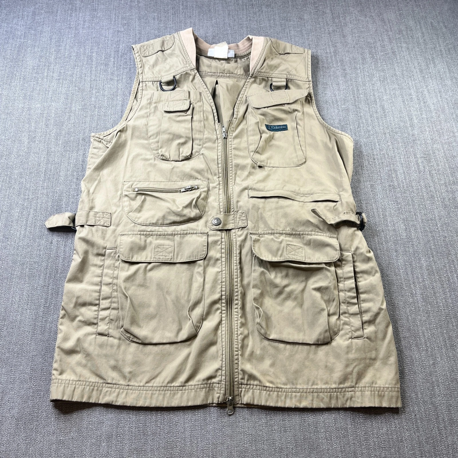 Columbia Fishing Vest Mens L Khaki Pockets Fly Fishing Extra Long Utility