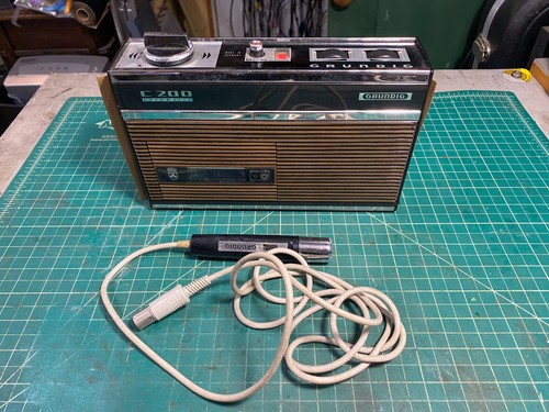 Grundig C200 Casette Recorder-Transport Turns, Intermittent Audio. Mic Included.