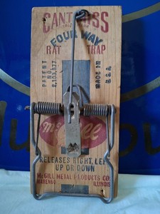 Working Vintage CAN’T MISS Four Way Rat Trap by McGill Metal Products USA 🇺🇸 