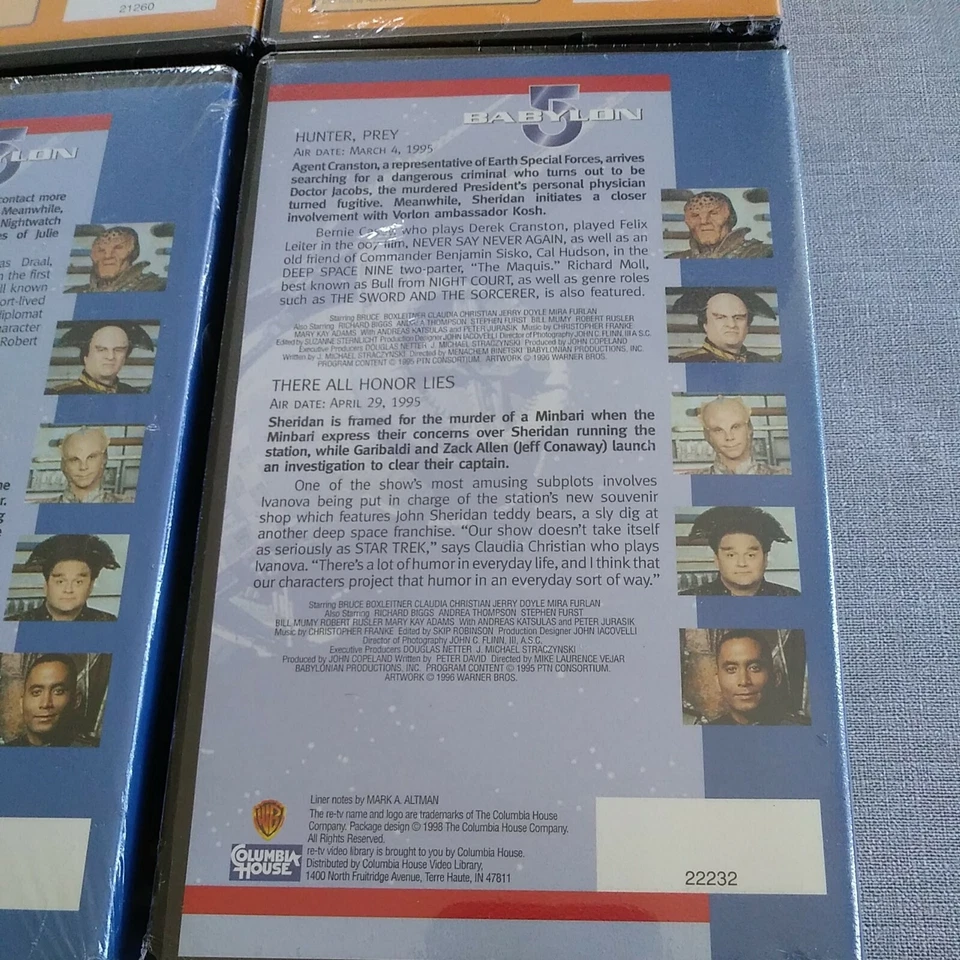 Babylon 5 The Collectors Edition VHS lot of 2 & Space 1999 lot of 2 all Sealed Foto 4 de 4