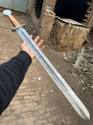 Hand Made Damascus Steel Battle Ready Viking Sword With Leather Sheath