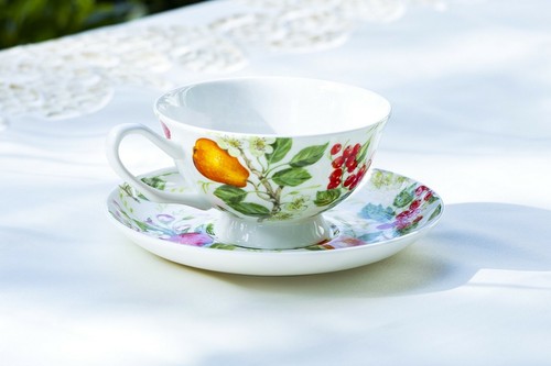 Grace Teaware Fruits Garden Bone China Tea Cup and Saucer - Picture 2 of 5