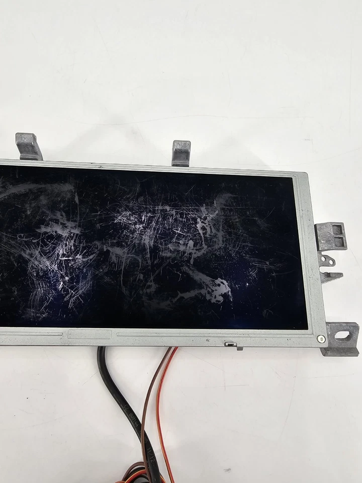 BMW CHEMI INNOLUX L6 MU 10.25" PATRÓN CID Foto 3 de 4