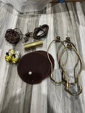 Vintage STIFFEL LAMP PARTS - FINIAL  - TOP ASSEMBLY - BRASS  sockets