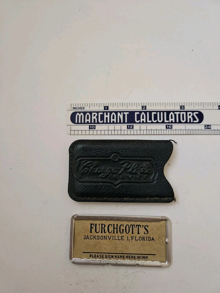 Tarjeta de crédito de colección Early Furchgott's Charge Plate nunca usada Jacksonville, Florida Foto 3 de 4