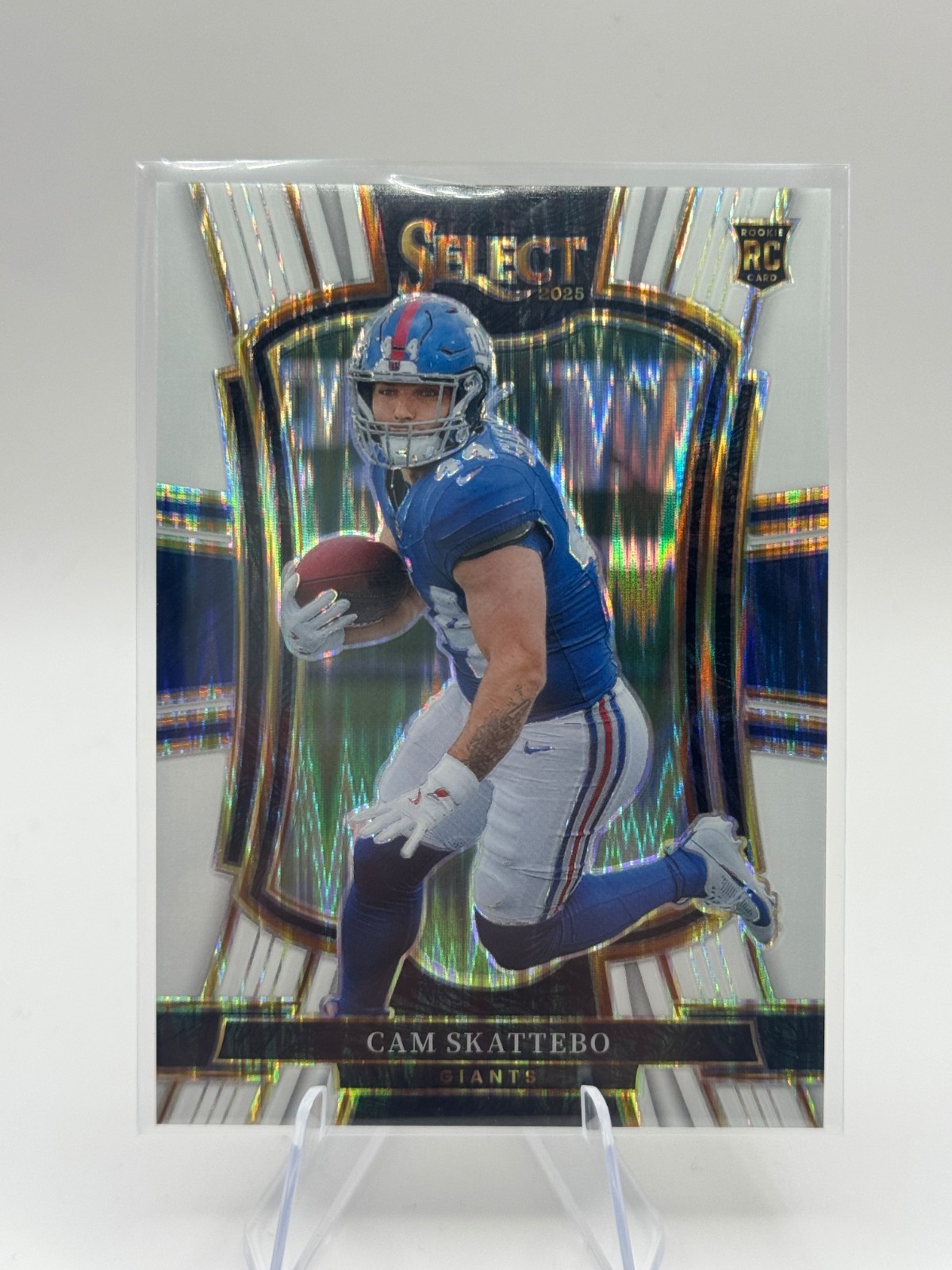Cam Skattebo #195 Premier Level White Shock Prizm /799 2025 Panini Select