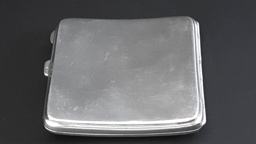 Good Heavy Art Nouveau/Deco Post WWI HM 1924 Sterling Silver Cigarette Case 126g - Picture 2 of 16