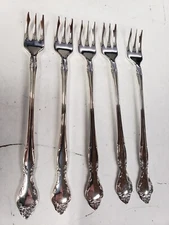 100 New Oneida Silver Plated Cocktail Appetizer Forks