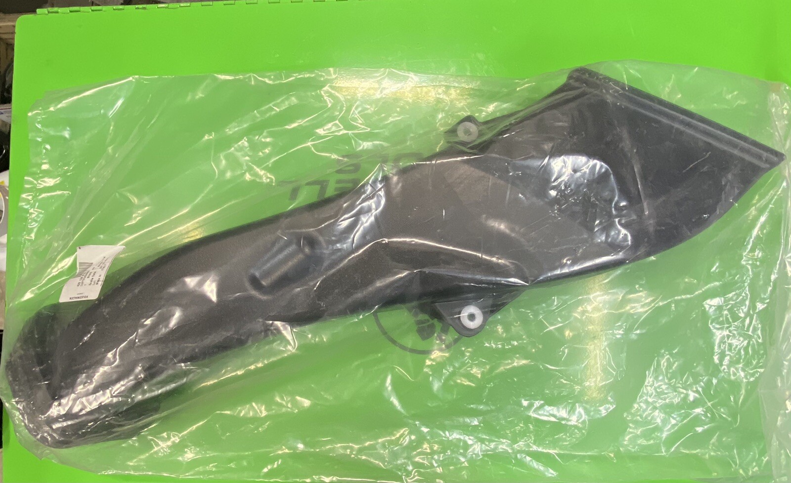 2013 Audi R8 V8 Right Engine Air Intake Tube Duct OEM LP (AL)