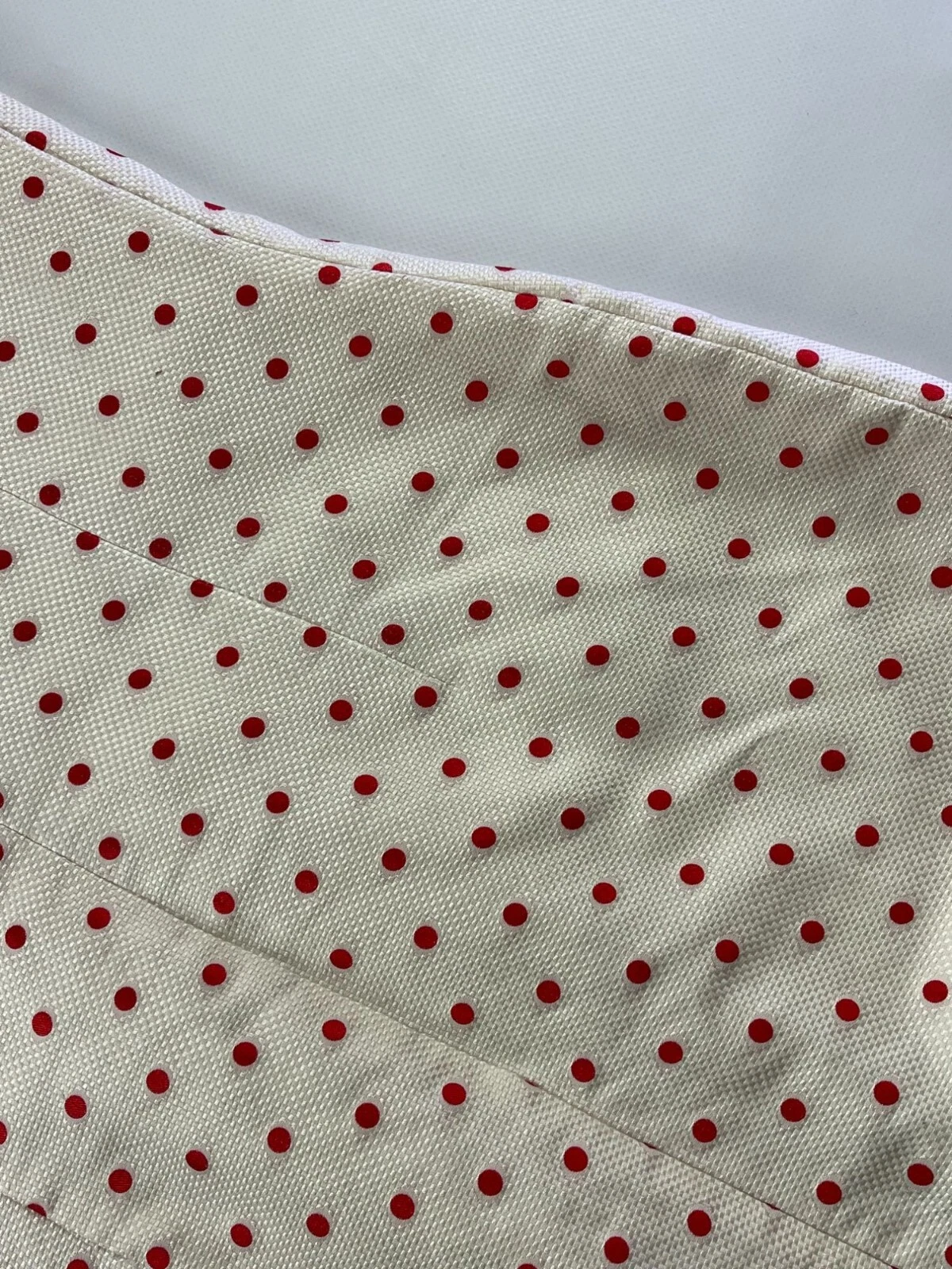 Abito Gianni Versace Versus anni 90 senza maniche a pois con bottoni bordo rosso colletto si