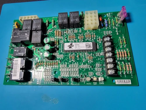York Source 1 Furnace Control Circuit Board 50M51-242-91  265903 WORKING GOOD