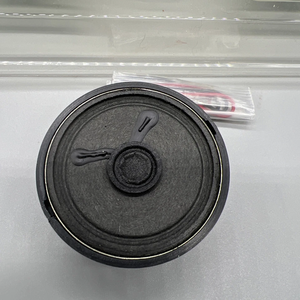 MTH 30-11014 • O Scale RailKing Crossing Flasher W/Sound (Set of 2) • MINT - Image 3 of 4