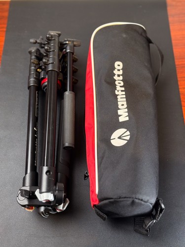 Manfrotto Befree Live tripod with MVH400AH head - Picture 6 of 7