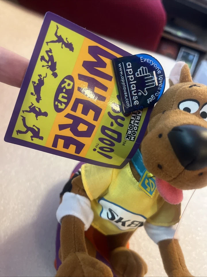 Raro Scooby Doo 8" SCOOBY Patineta Sk8 Perro Peluche Juguete Muñeca Figura Patín Foto 3 de 4
