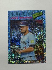 🔥Jose Berrios 2026 Topps Heritage #56 Light Blue Sparkle SP Blue Jays