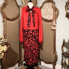 Unbranded. Size 2X. Black and red Long Dress. Stretch. Pullover. Tie. B80