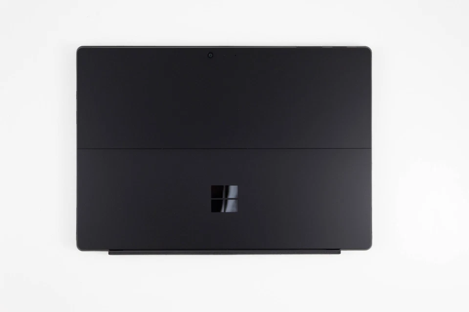 Computadora portátil empresarial Dell Latitude 5520 15,6" Core i5 16 GB RAM 256 GB SSD Win 11 Foto 3 de 4