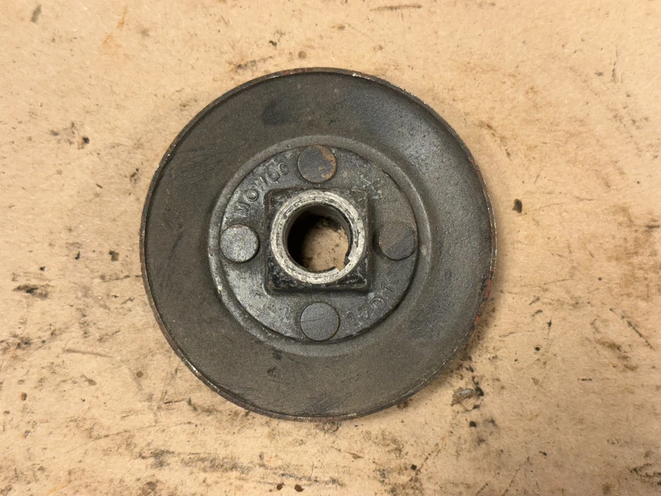 原装 MG MGA Midget Triumph Spitfire Austin Healey Sprite C40 Dynamo 滑轮 — 第 2/4 张图片