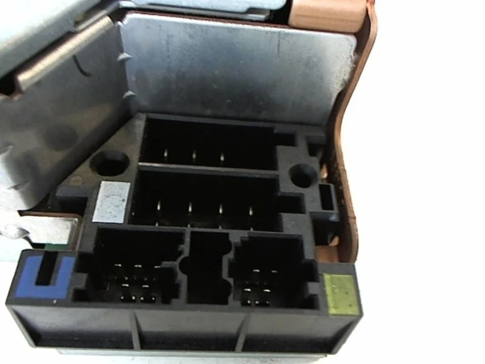 Autorradio original RENAULT SCENIC 2 PHASE 1 8200300857 - Imagen 4 de 4