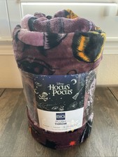 Big One Oversized Plush Purple Disney Hocus Pocus Halloween Throw Blanket, 5'x6'