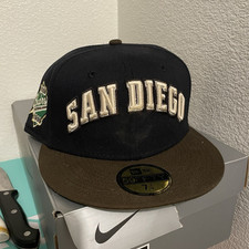 New Era 59FIFTY San Diego Padres MLB Fitted Cap 7 1/4 Black Brown Patch
