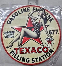 VINTAGE TEXACO GASOLINE SIGN PUMP PLATE GAS STATION OIL 7 3/4" x 7 3/4"
