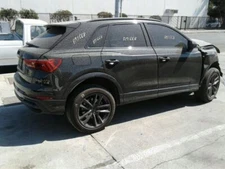 Q3        2021 Quarter Panel 105675