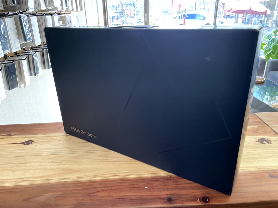 ASUS Zenbook 15 Laptop, 15.6” FHD Display,  16GB RAM, 512GB SSD, UM3504DA-AS54 - Image 2 of 4