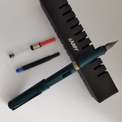 New Lamy Fountain  Limited Safari Dark Green Fine  Nib Pen atrovirens