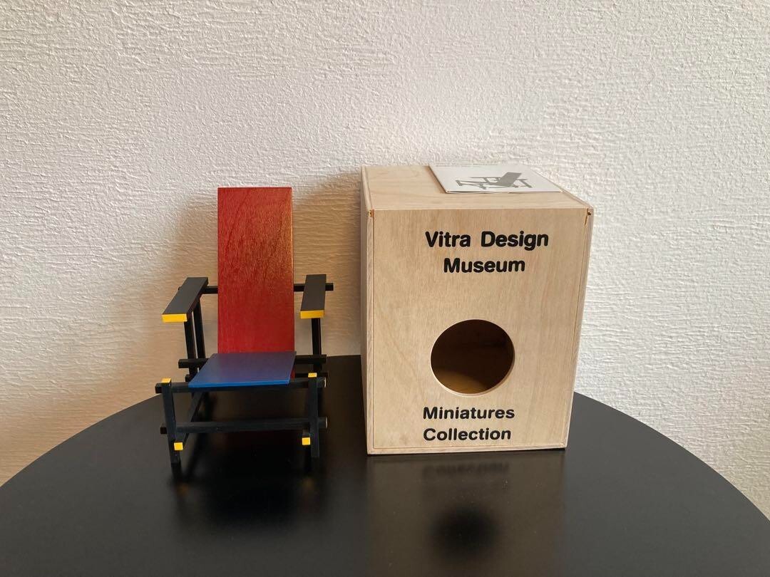 Vitra Design Museum Miniature Rood Blauwe Stoel Red x Blue w/Box