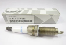 Original BMW spark plug (Bosch) with BMW lettering 12120037582