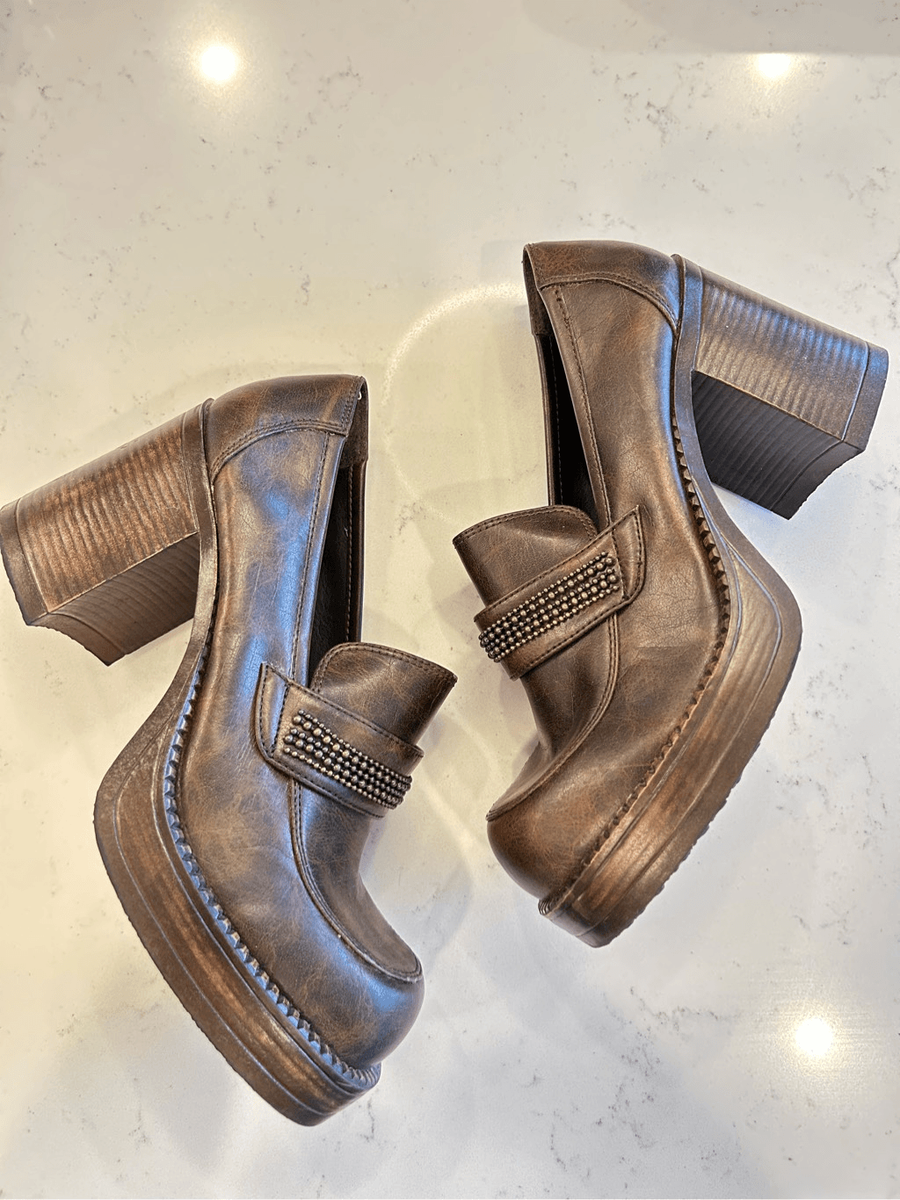 【中古】 Should Have Called Leeroy LEI vintage 90s y2k chunky brown platform Oxford shoes heels
