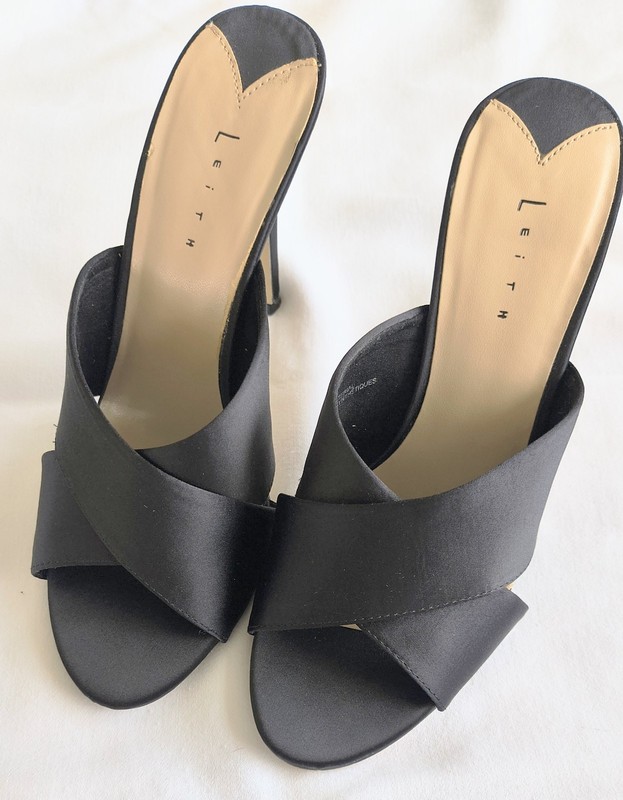 Women's Leith Black Fabric Criss Cross Open Toe Stilettos Size 7.5