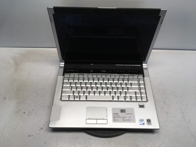 Dell XPS M1530 Intel Pentium Dual Core 2.4GHz 4 GB NO HDD Dim Screen
