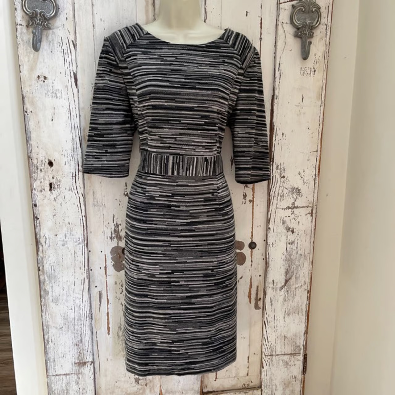 Trina Turk Size 10 Woman's Black Gray Striped Knit Sheath Career Dress