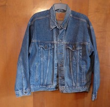 Levi  denim jean jacket  size Large  70507 4890  vintage