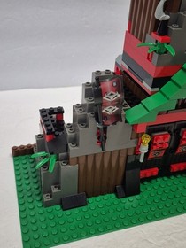 LEGO Ninja: Robber's Retreat (6088). Not Complete. Missing Pcs & Instructions